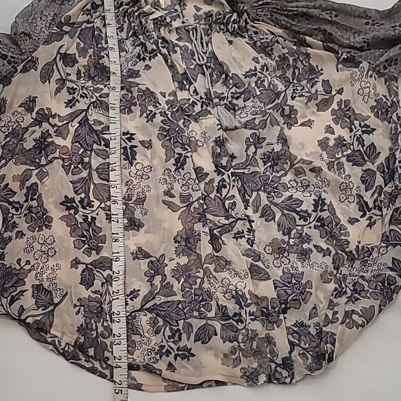 Free People- sheer boho long sleeve shirt size medium - Picture 4 of 8